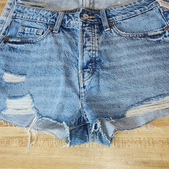 BUNDLE 2 Old Navy Women's Denim Shorts size 6 - Picture 15 of 15